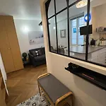 Appartement Le Petit Montmartre - 2 Prs - 18 - Metro 12 Parijs