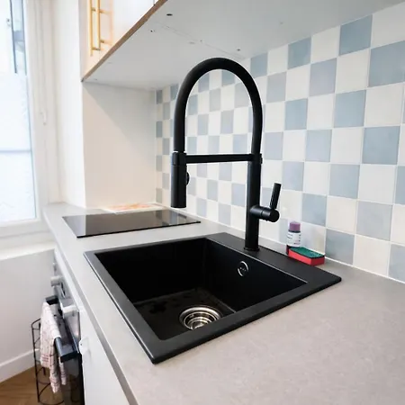 Le Petit Montmartre - 2 Prs - 18 - Métro 12 Apartamento *