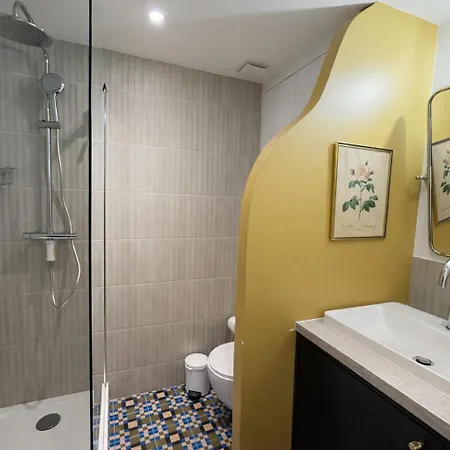 Le Petit Montmartre - 2 Prs - 18 - Metro 12 Appartement Parijs