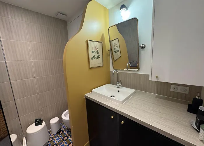 Le Petit Montmartre - 2 Prs - 18 - Metro 12 Appartement *